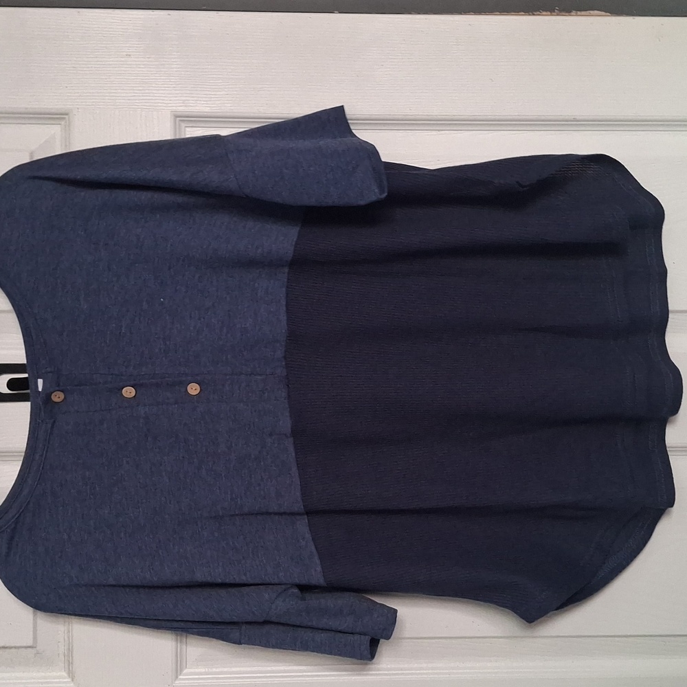 Women's Blue Colorblock Top - Picture 2 of 3